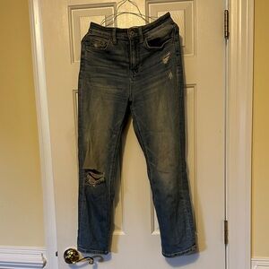 Trendy Distressed Ankle Jeans in Classic Blue Vervet